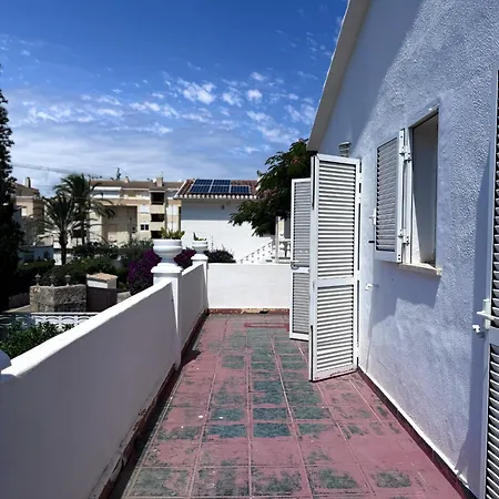 Beachfront Paradise By Gloove Appartement *